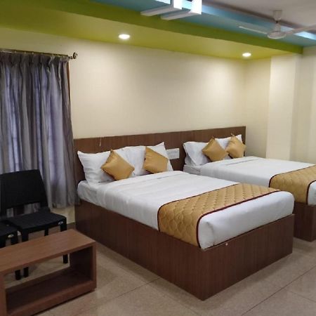 Sau Residency Hotel Kanchipuram Exterior photo
