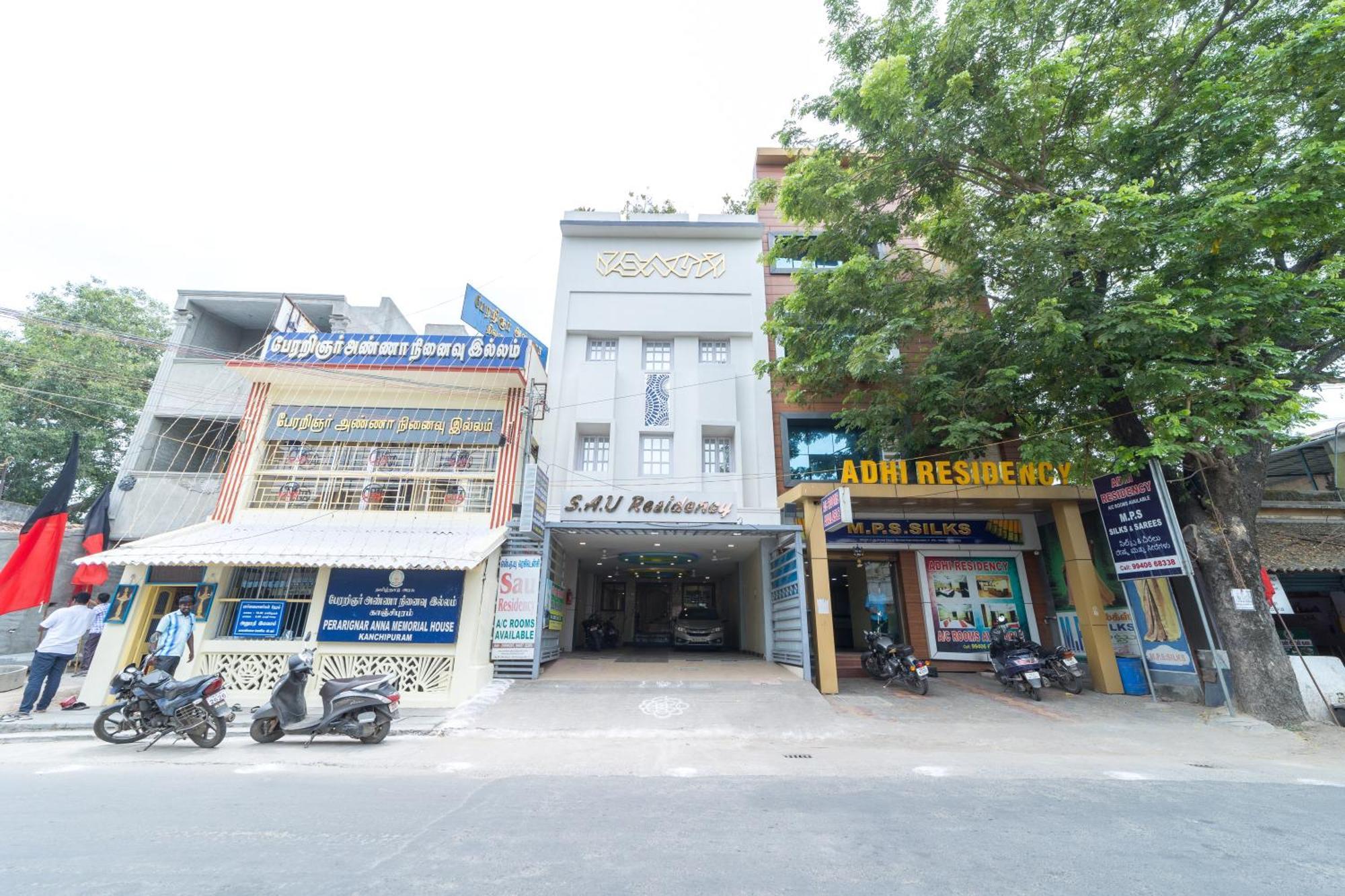 Sau Residency Hotel Kanchipuram Exterior photo